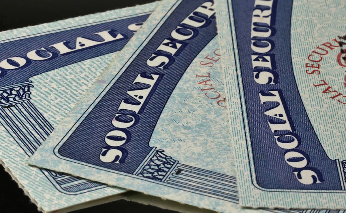 Government makes Social Security increase official by 2024