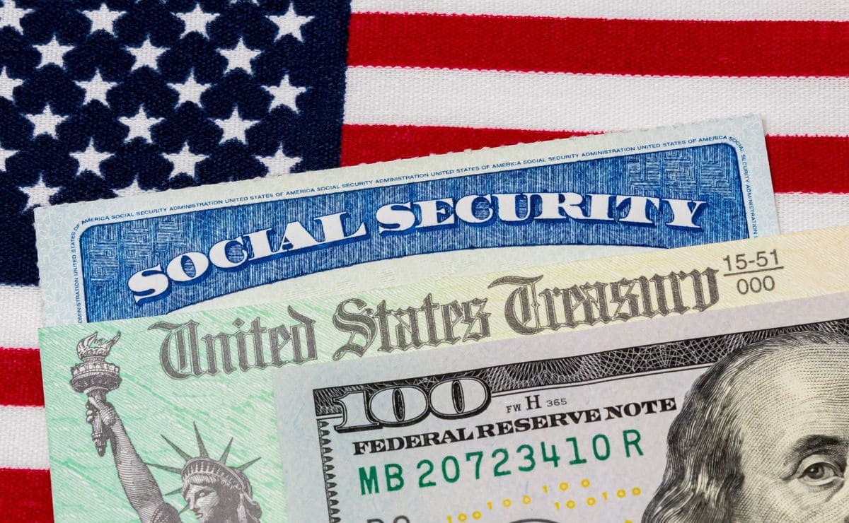 67-Year-Old Retirees Social Security November Boost with COLA Increase