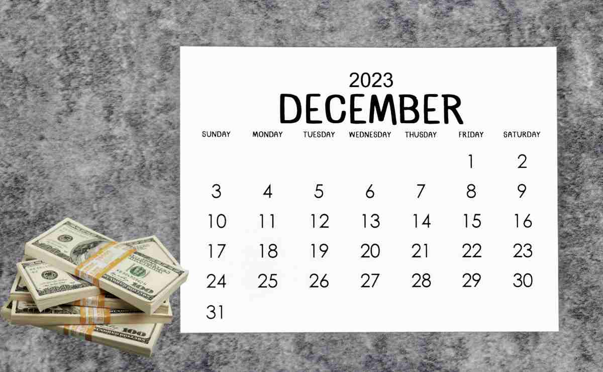 Dollars and calendar for December since paydays for SSI before 2023 is over