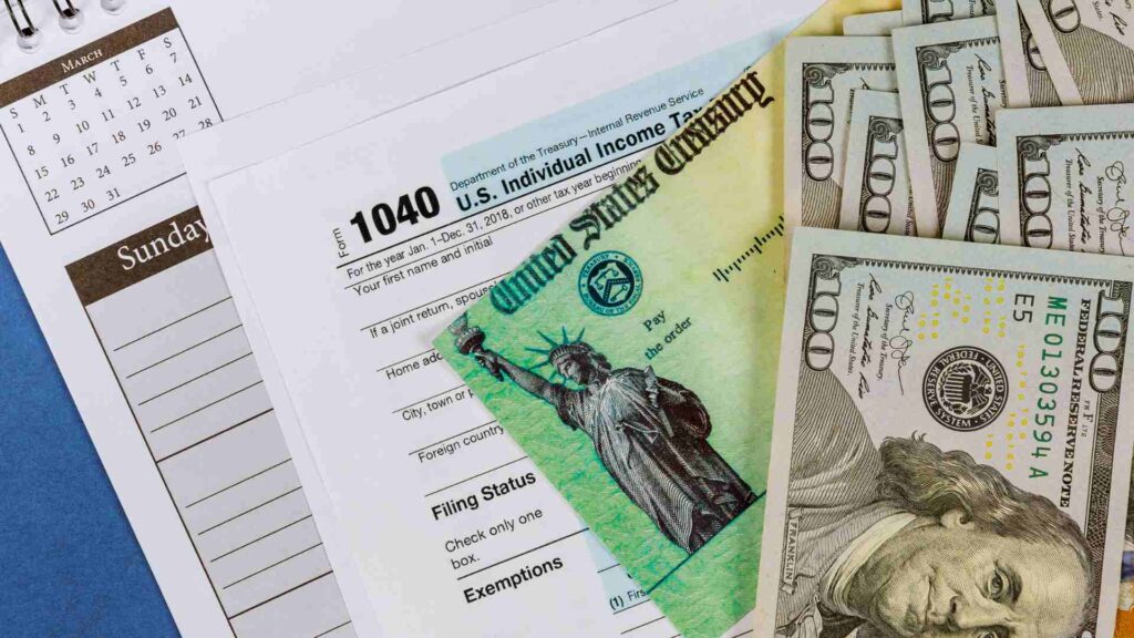 Tax refund and the ways to get a larger payment from the IRS in 2024