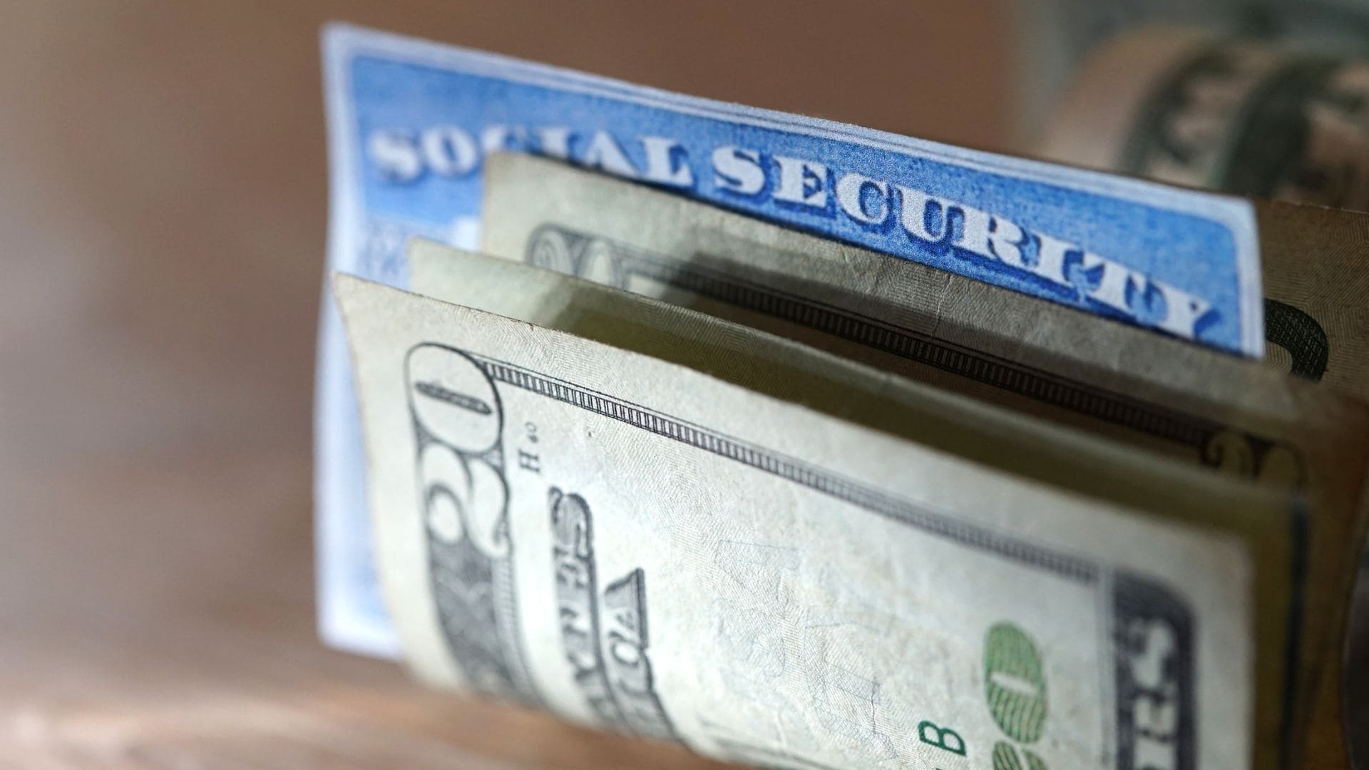 Social Security - Thousands of Americans will have to wait more than two weeks for new benefits
