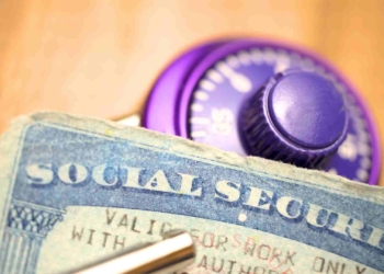 Social Security retirement benefits and eligibility for monthly payments in 2024