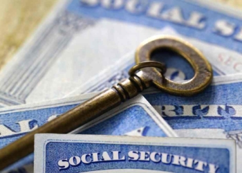 Key things American citizens need to know before they file for Social Security retirement benefits in the USA in 2024