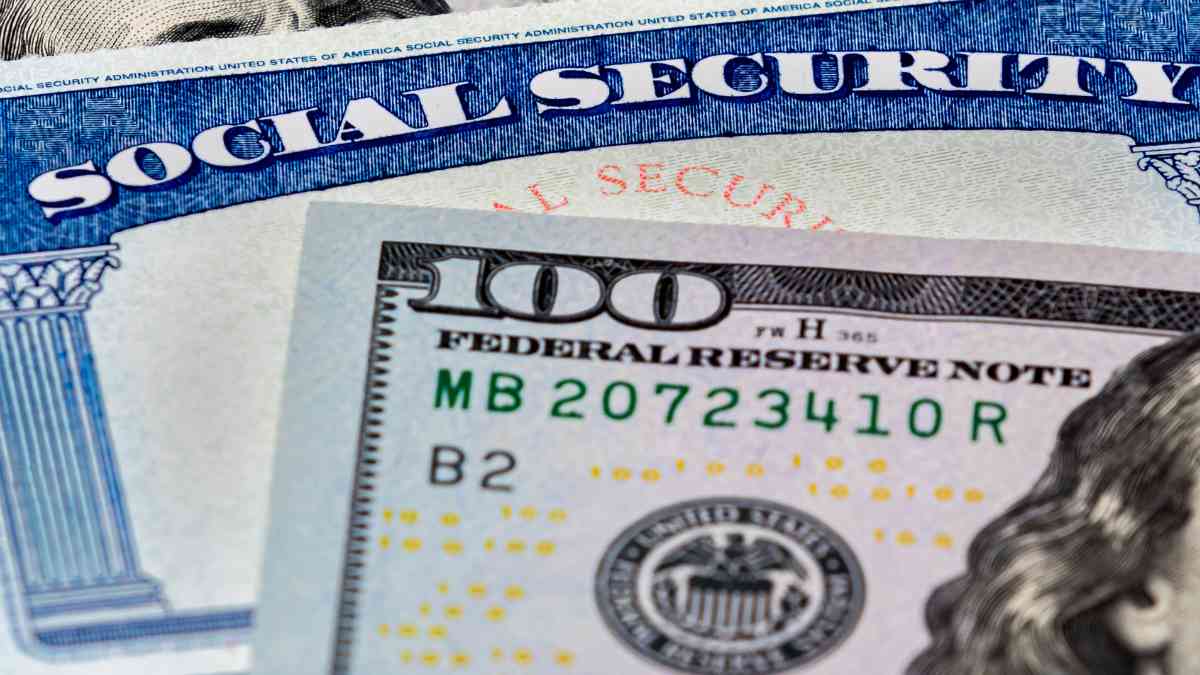 Social Security average check at 62