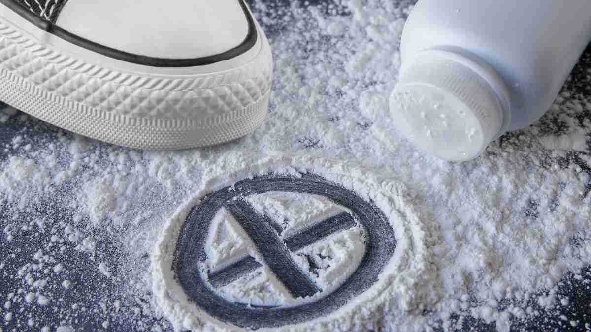 Alternative to Talcum powder to get rid of shoe odor