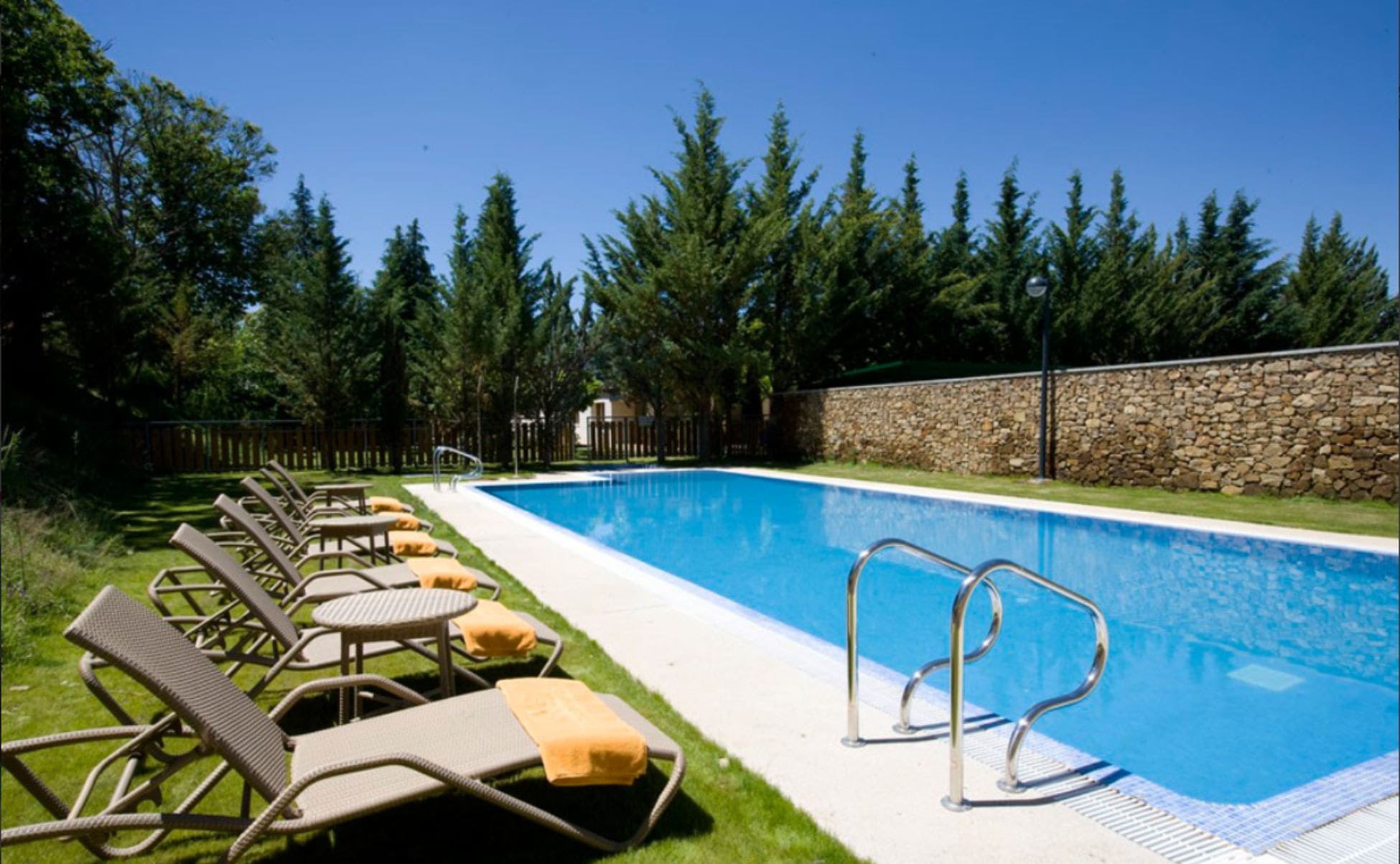Mejores Paradores de Turismo con piscina de España