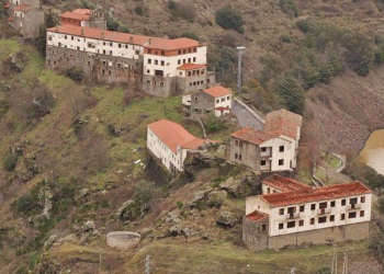El portal Idealista ha sacado un anuncio para la venta de un pueblo, Salto de Castro, en Zamora