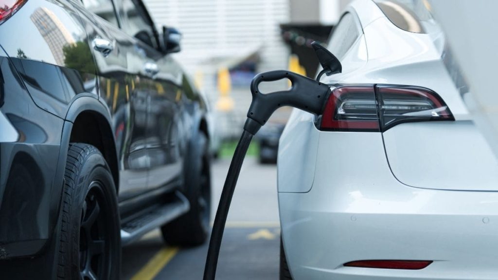 Este nuevo invento promete revolucionar los coches de gasolina