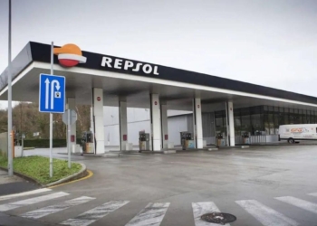 Repsol amplía sus descuentos en gasolina hasta enero del 2024