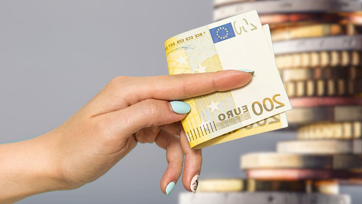 Cheque extra de 525 euros del IMSERSO para jubilados 