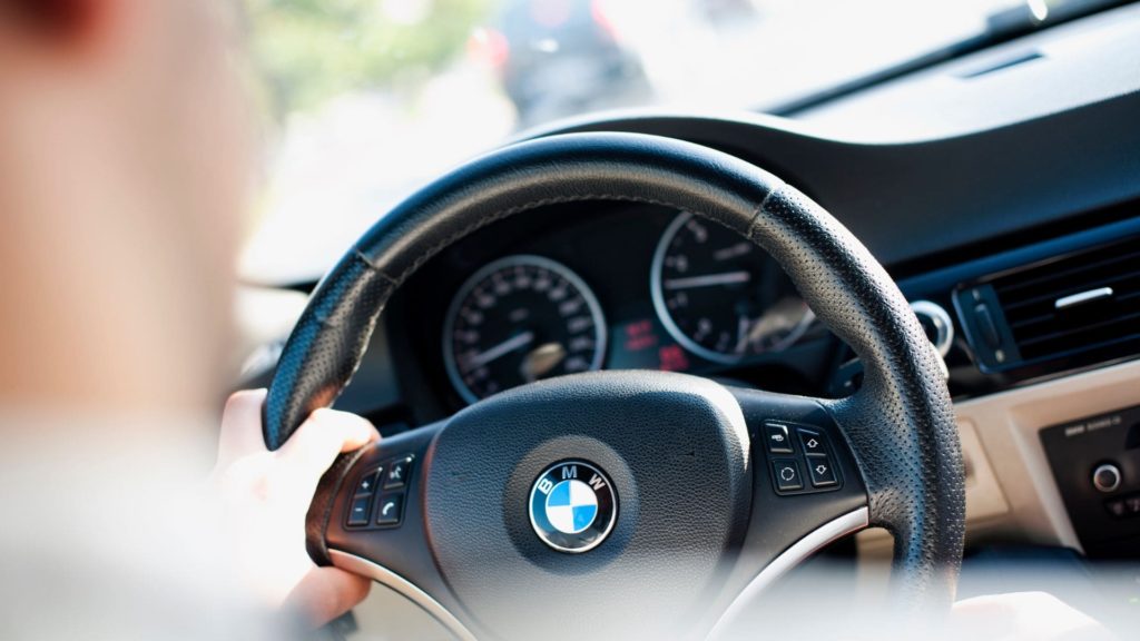 BMW podría dejar el motor eléctrico por el motor de hidrógeno