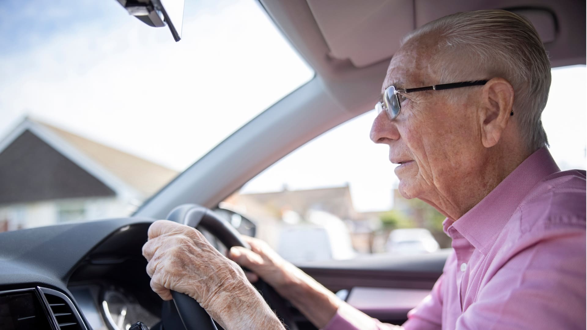 la DGT anuncia cambios para el carnet de conducir en personas mayores de 65 años
