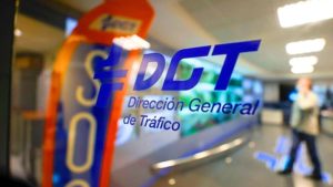 Cambios en el carnet de conducir que no esperabas: la DGT informa los requisitos