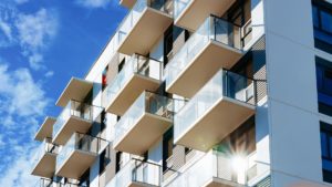 Caixabank pone cientos de viviendas y pisos por menos de 55.000 euros sin necesidad de reformas