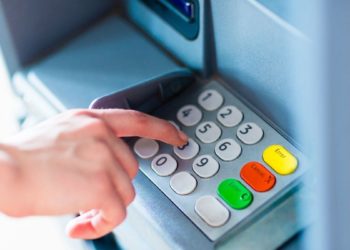 Sacar dinero en efectivo del cajero automático