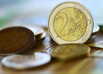 Policía Nacional desmantela red de monedas falsas de dos euros