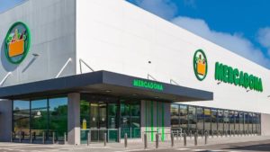 El supermercado de Mercadona ofrece empleos sin experiencia y con salarios de 1.400 euros