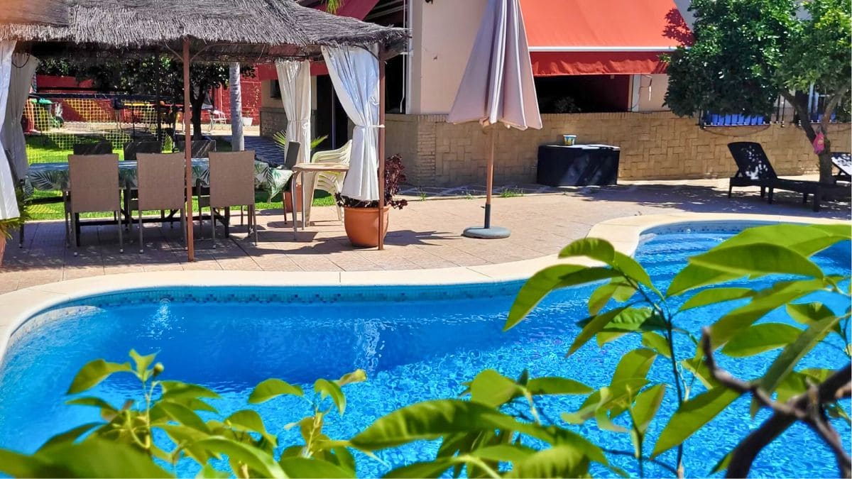 Subida precios alquiler piscinas privadas España