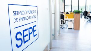 El SEPE lanza una oferta de empleo con salarios de 2.300 euros y no exigen ni estudios ni experiencia
