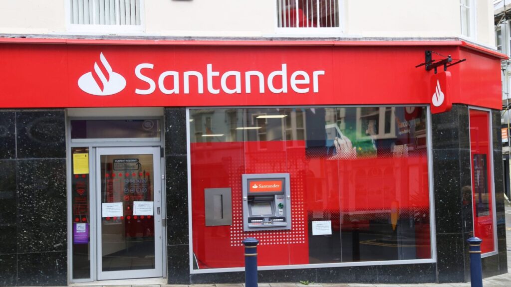 Banco Santander pensiones agosto