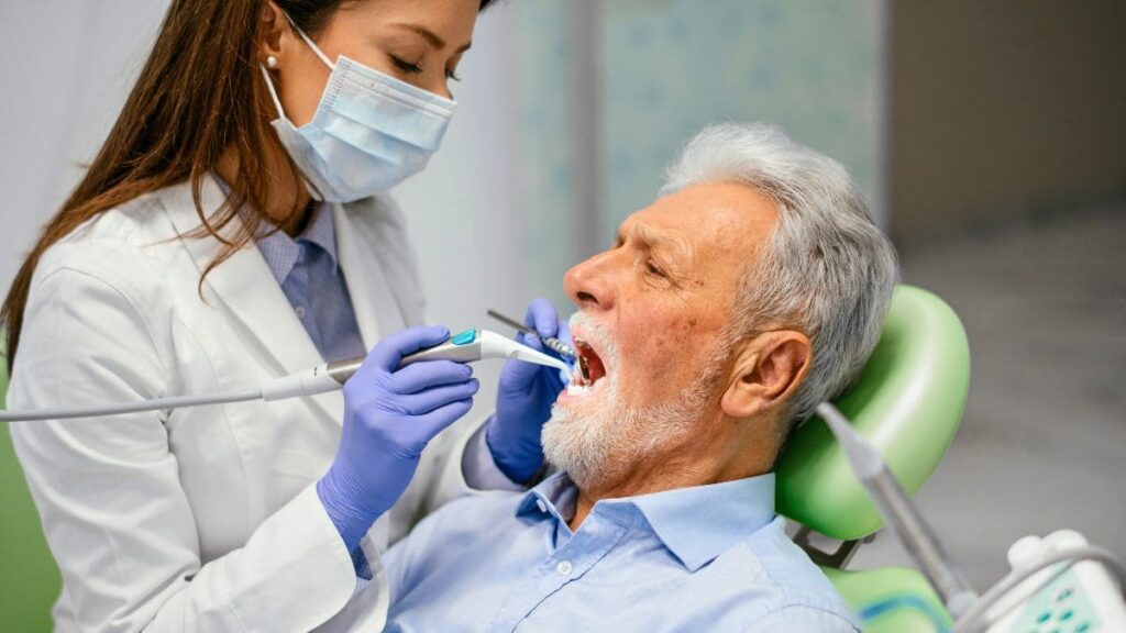 Requisitos dentista gratis Seguridad Social