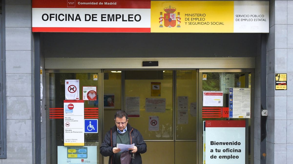 Nueva ayuda SEPE 2.880 euros mayores 45 años