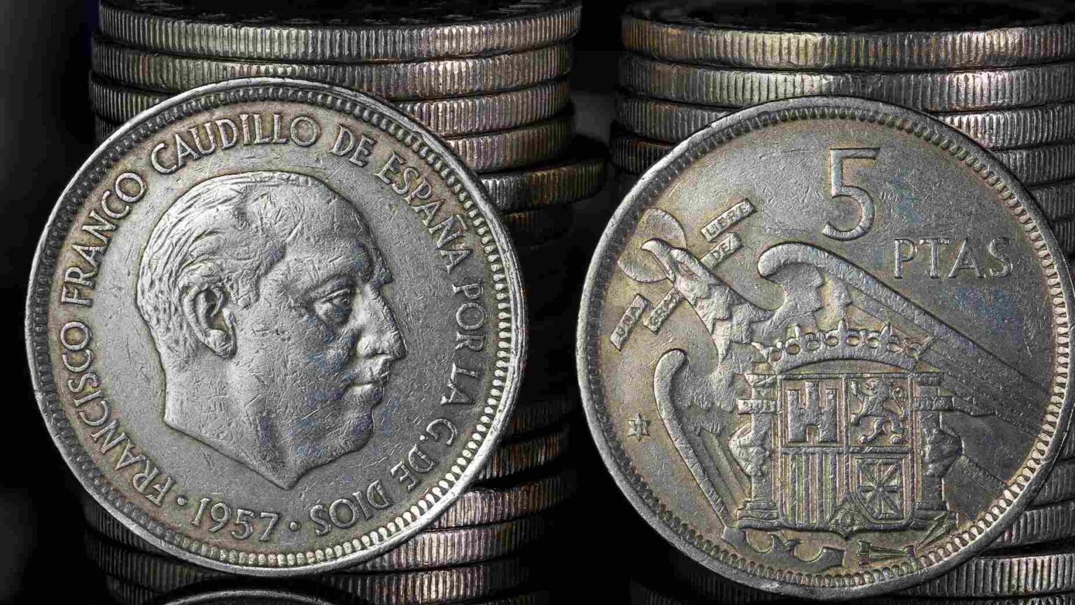 Busca bien en los cajones de tu casa y encuentra esta moneda de 5 pesetas