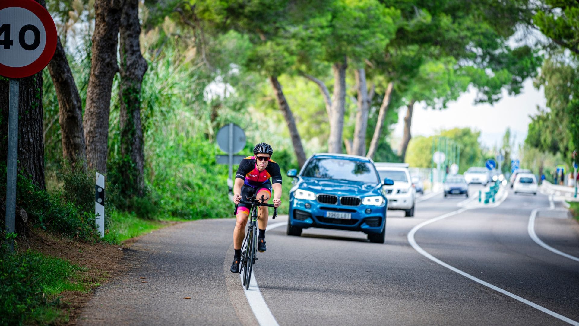 DGT adelantar ciclistas